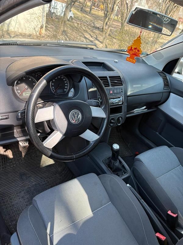 Gebraucht VW Polo Cross 83 PS (61 kW) 2004 Schwarz Kleinwagen