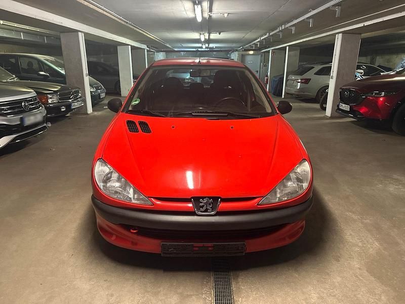 Gebraucht Peugeot 206 60 PS (44 kW) 2000 Rot Kleinwagen