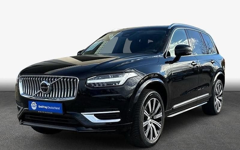 Onyx schwarzmetallic Gebraucht 2024 Volvo XC90 Plus SUV | 52.904 € (Superpreis) - Bild 1/4