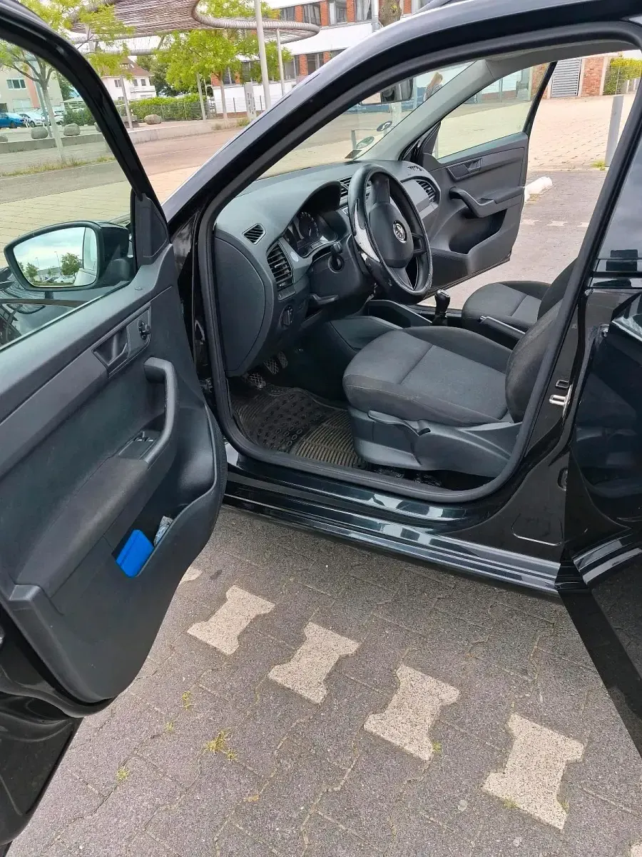 Gebraucht Skoda Fabia 75 PS (55 kW) 2018 Schwarz Kombi