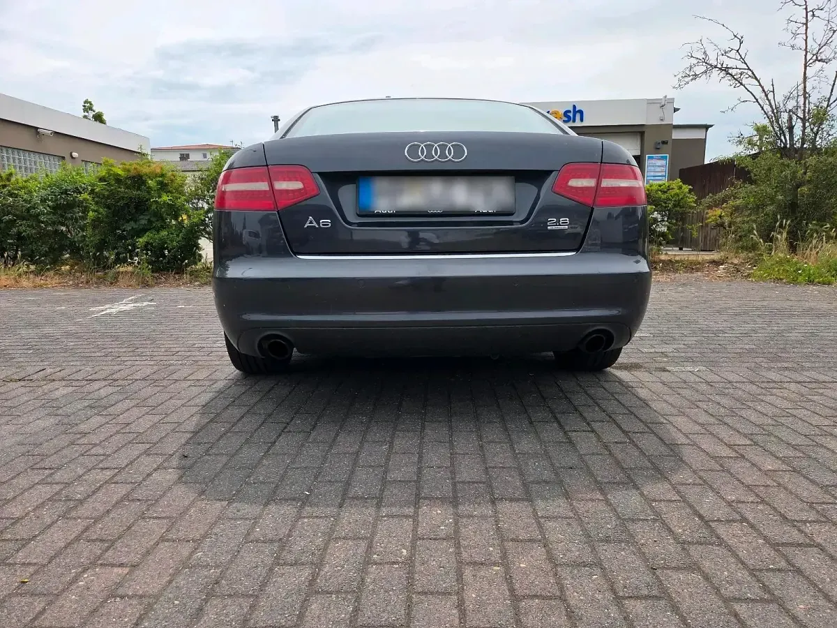 Gebraucht Audi A6 190 PS (139 kW) 2010 Limousine