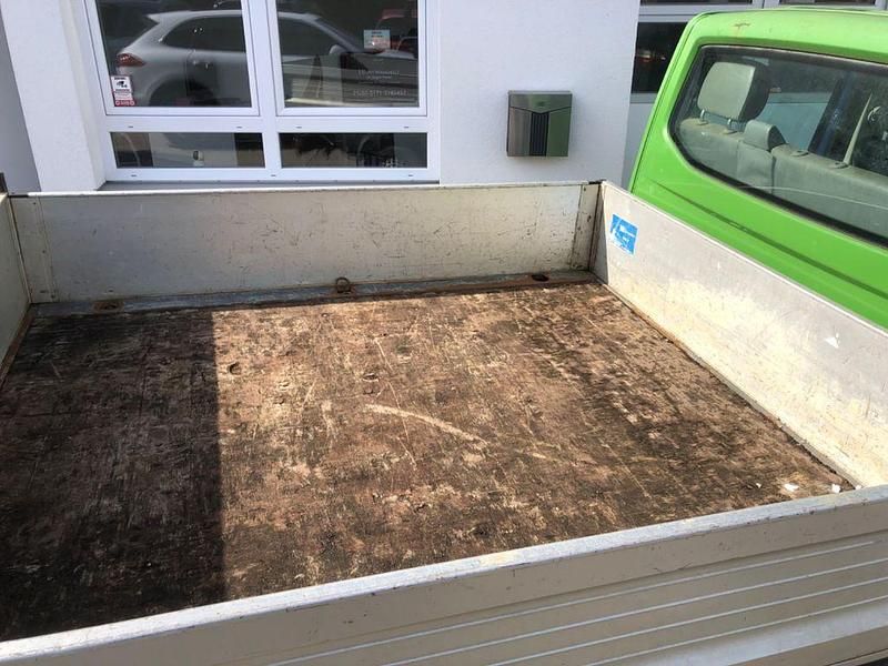 Gebraucht VW T5 102 PS (75 kW) 2008 Blau Van