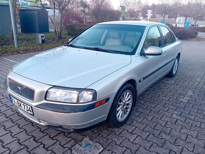 Silber Gebraucht 1999 Volvo S80 Limousine | 2.799 € (Etwas zu teuer) - Bild 1/4