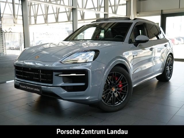 Grau Gebraucht 2022 Porsche Cayenne GTS SUV | 167.780 € - Bild 1/4