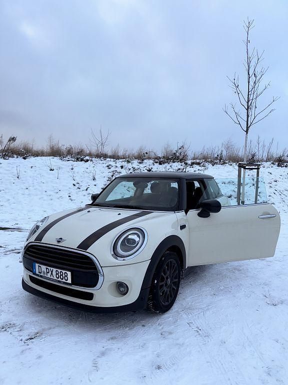 Weiß Gebraucht 2019 Mini Cooper Pepper Kleinwagen | 12.300 € (Guter Preis) - Bild 1/4