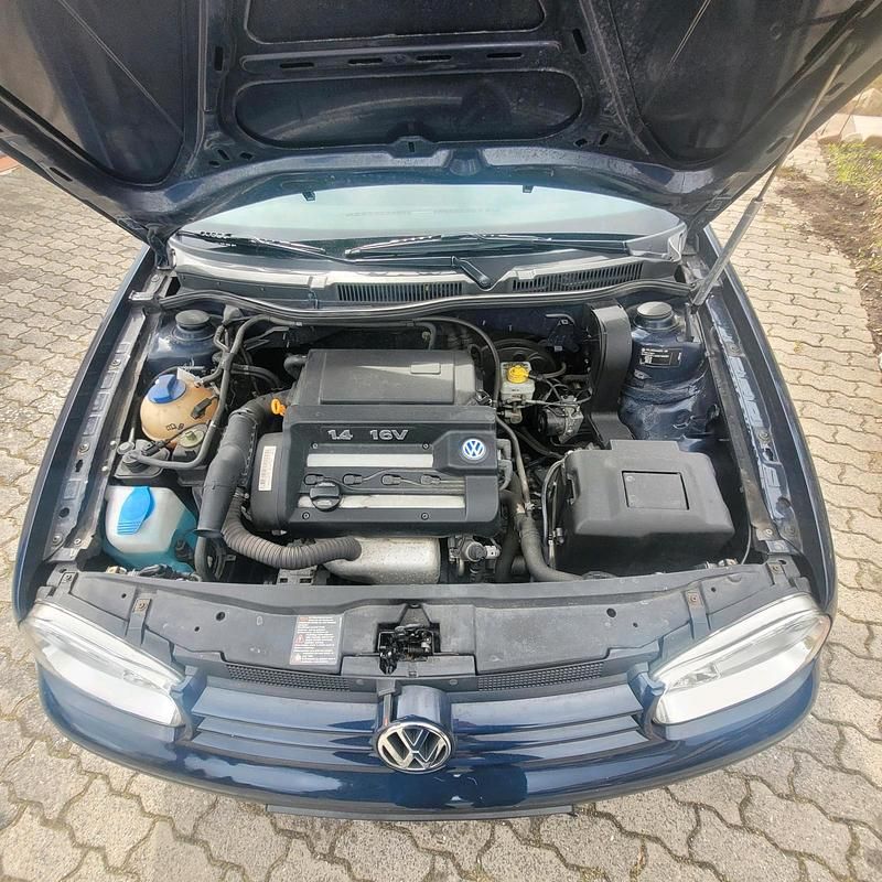 Gebraucht VW Golf IV 75 PS (55 kW) 2001 Blau Kleinwagen