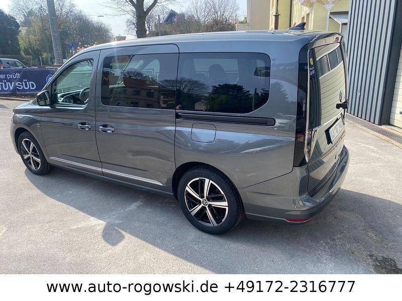 Gebraucht VW Caddy Maxi Style 122 PS (89 kW) 2024 Grau Van / Kleinbus