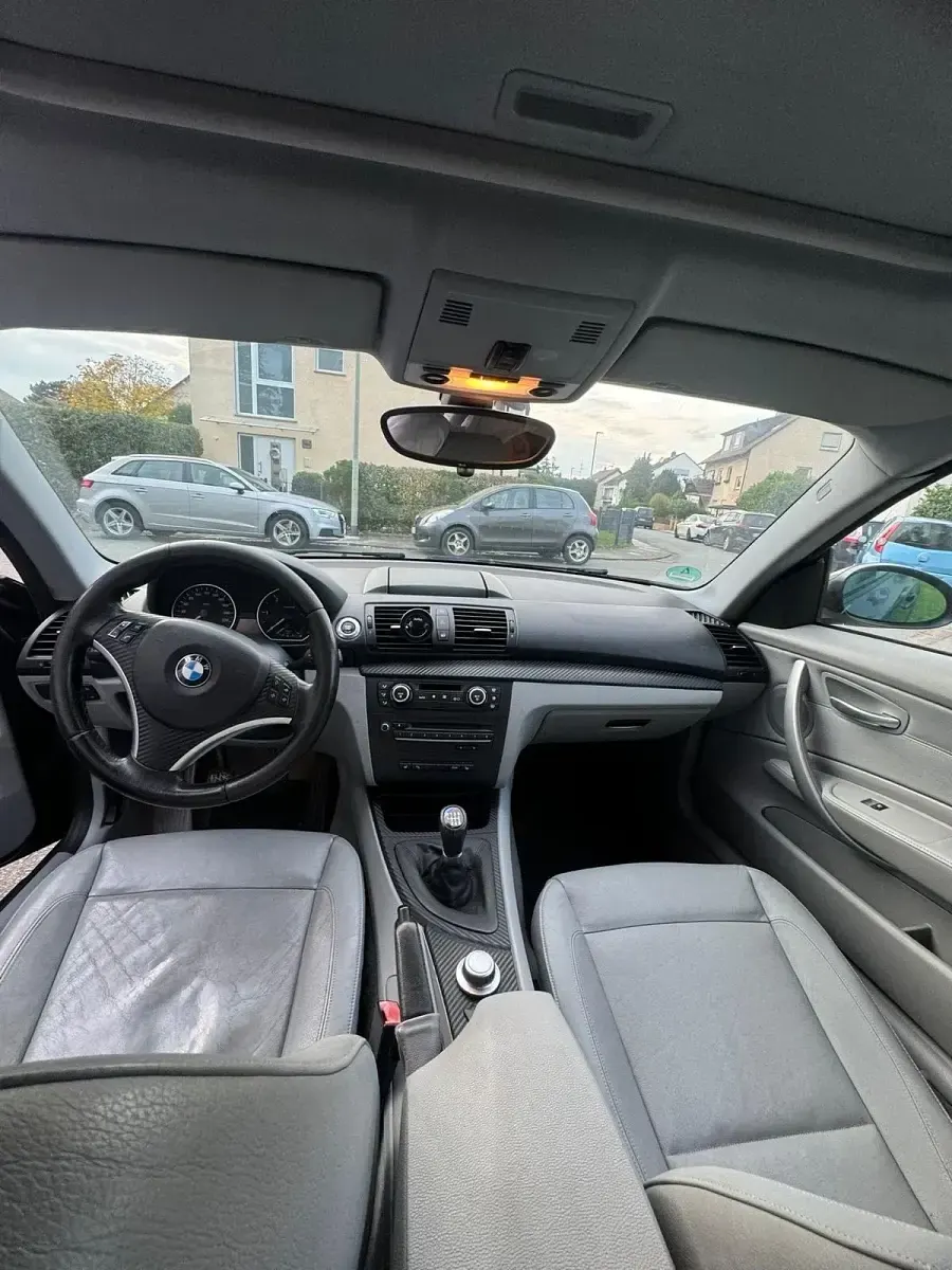 Gebraucht BMW 118 143 PS (105 kW) 2008 Grau Kleinwagen