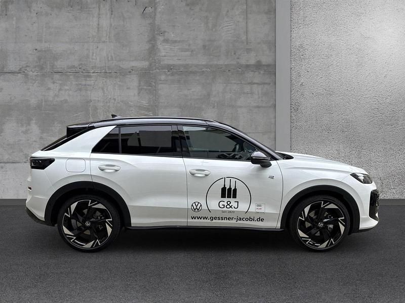 Gebraucht VW T-Roc R-line 150 PS (110 kW) 2026 SUV
