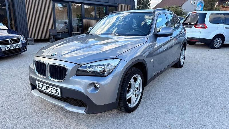 Grau Gebraucht 2011 BMW X1 Sport Line SUV | 6.199 € (Fairer Preis) - Bild 1/4