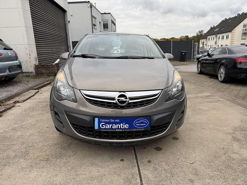 Gebraucht Opel Corsa Energy 87 PS (63 kW) 2014 Muskatgrau/muskat braun(m2) Kleinwagen