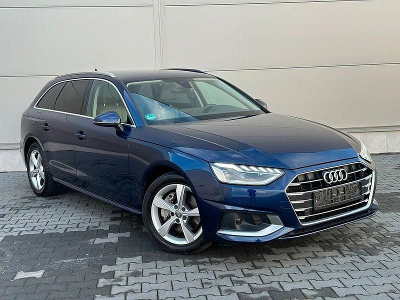 Gebraucht Audi A4 Advanced 190 PS (139 kW) 2020 Blau Kombi