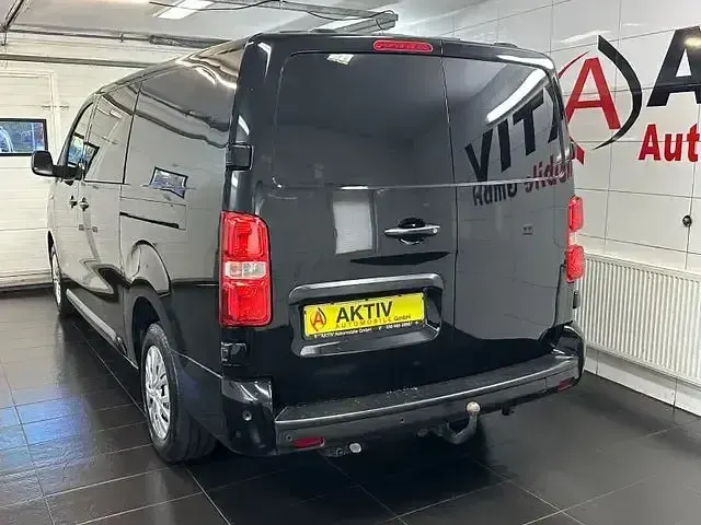 Gebraucht Citroën Jumpy 144 PS (105 kW) 2022 Schwarz Van / Kleinbus