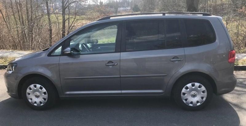 Gebraucht VW Touran 140 PS (102 kW) 2010 Grau Van / Kleinbus