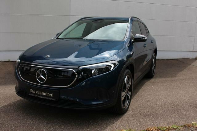 Gebraucht Mercedes EQA250 Progressive 139 kW (190 PS) 2021 Blau SUV