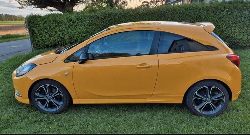 Gebraucht Opel Corsa Color Edition 150 PS (110 kW) 2016 Orange Kleinwagen