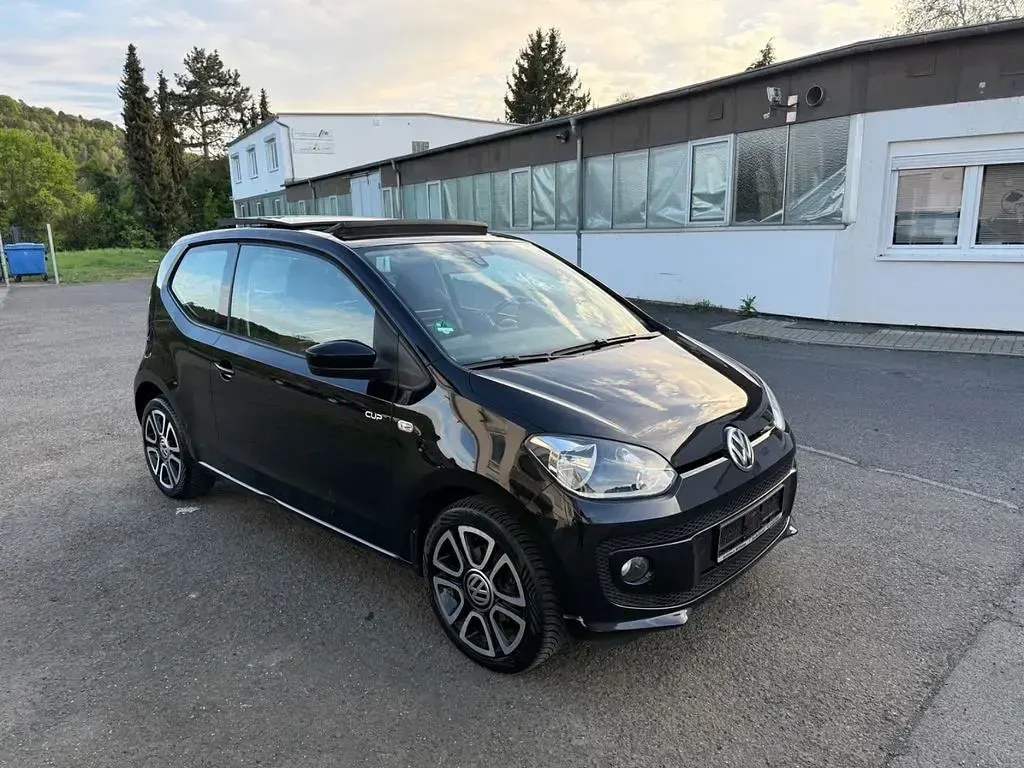 Używany VW up! 75 KM (55 kW) 2014 Czarny Hatchback
