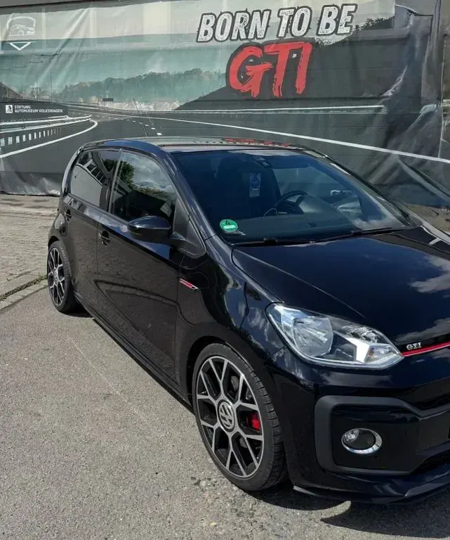 Używany VW up! GTI 116 KM (85 kW) 2018 Czarny Hatchback
