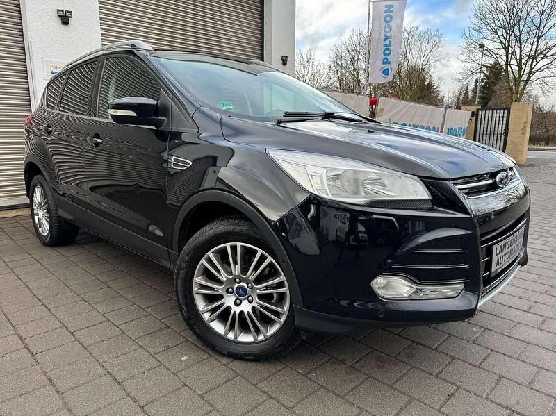 Gebraucht Ford Kuga Titanium 140 PS (102 kW) 2014 Pantherschwarz metallic SUV