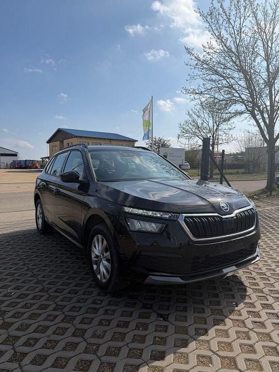 Second-hand Skoda Kamiq Ambition 110 CP (80 kW) 2022 Negru SUV