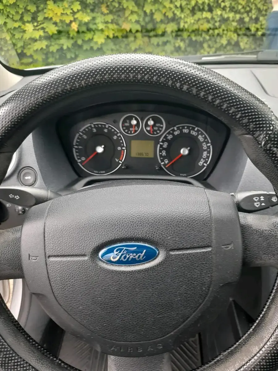 Gebraucht Ford Fusion 80 PS (58 kW) 2008 Grau Kleinwagen