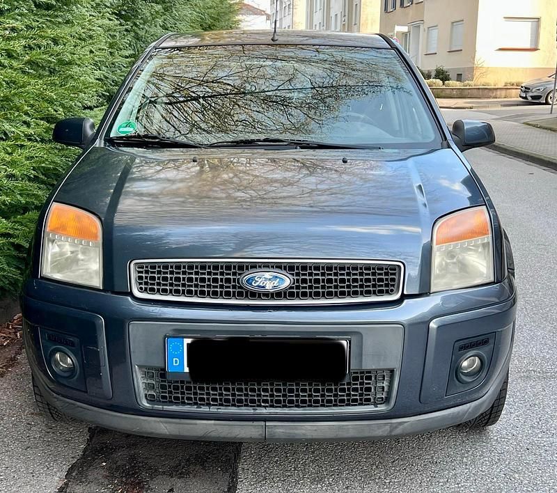 Second-hand Ford Fusion 80 CP (58 kW) 2006 Gri Hatchback