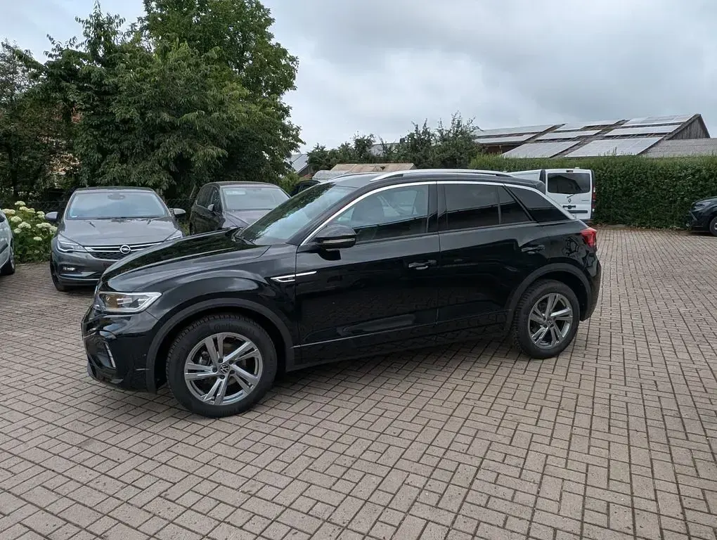 Gebraucht VW T-Roc R-line 150 PS (110 kW) 2025 Grenadillschwarz metallic SUV