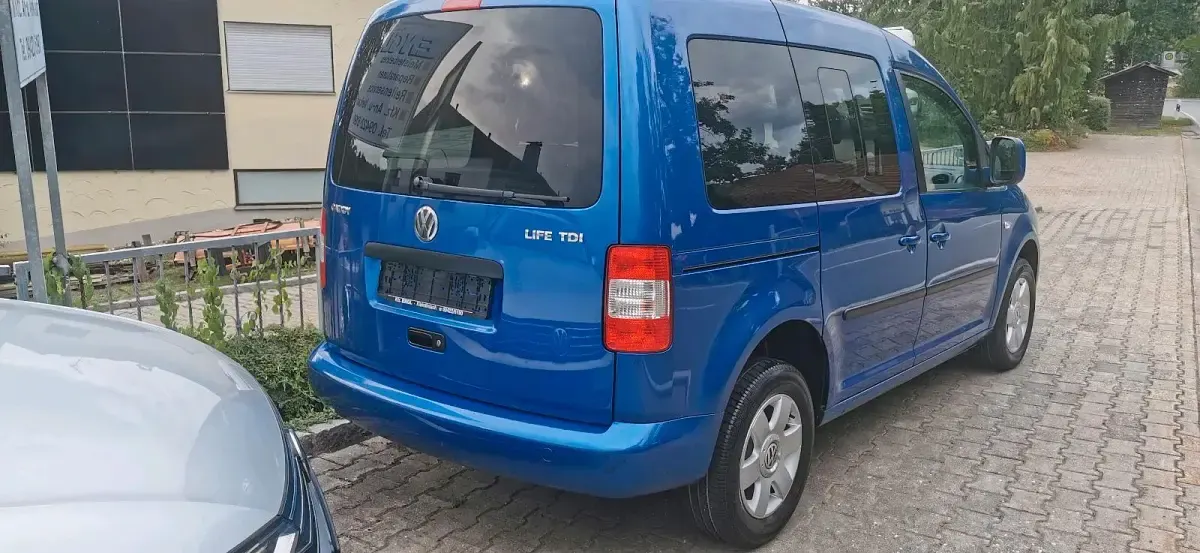 Gebraucht VW Caddy Life 105 PS (77 kW) 2009 Blau Van / Kleinbus