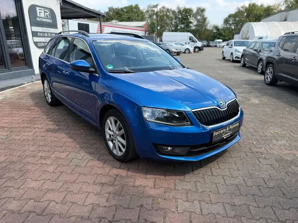 Gebraucht Skoda Octavia Style 150 PS (110 kW) 2015 Blau Kombi