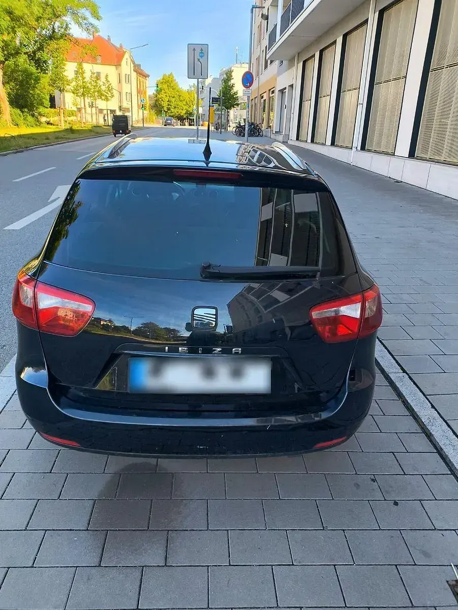 Gebraucht Seat Ibiza ST Reference 75 PS (55 kW) 2012 Schwarz Kombi