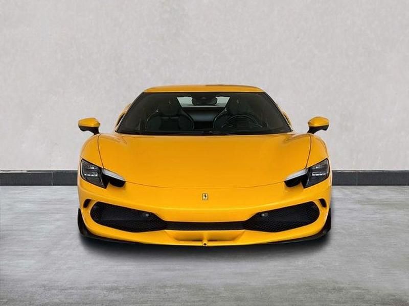 Gebraucht Ferrari 296 829 PS (609 kW) 2023 Gelb Coupé