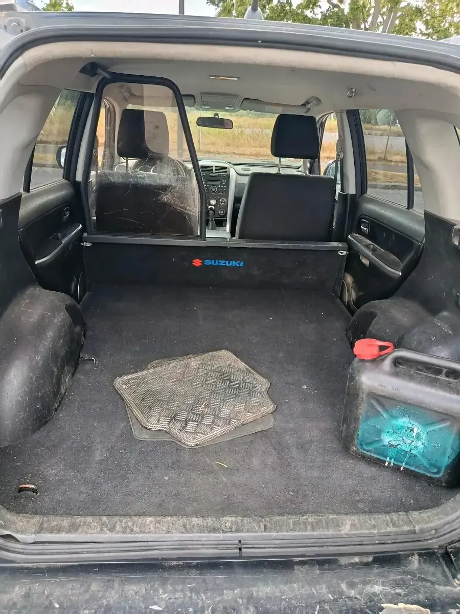 Gebraucht Suzuki Grand Vitara 129 PS (94 kW) 2011 Schwarz SUV