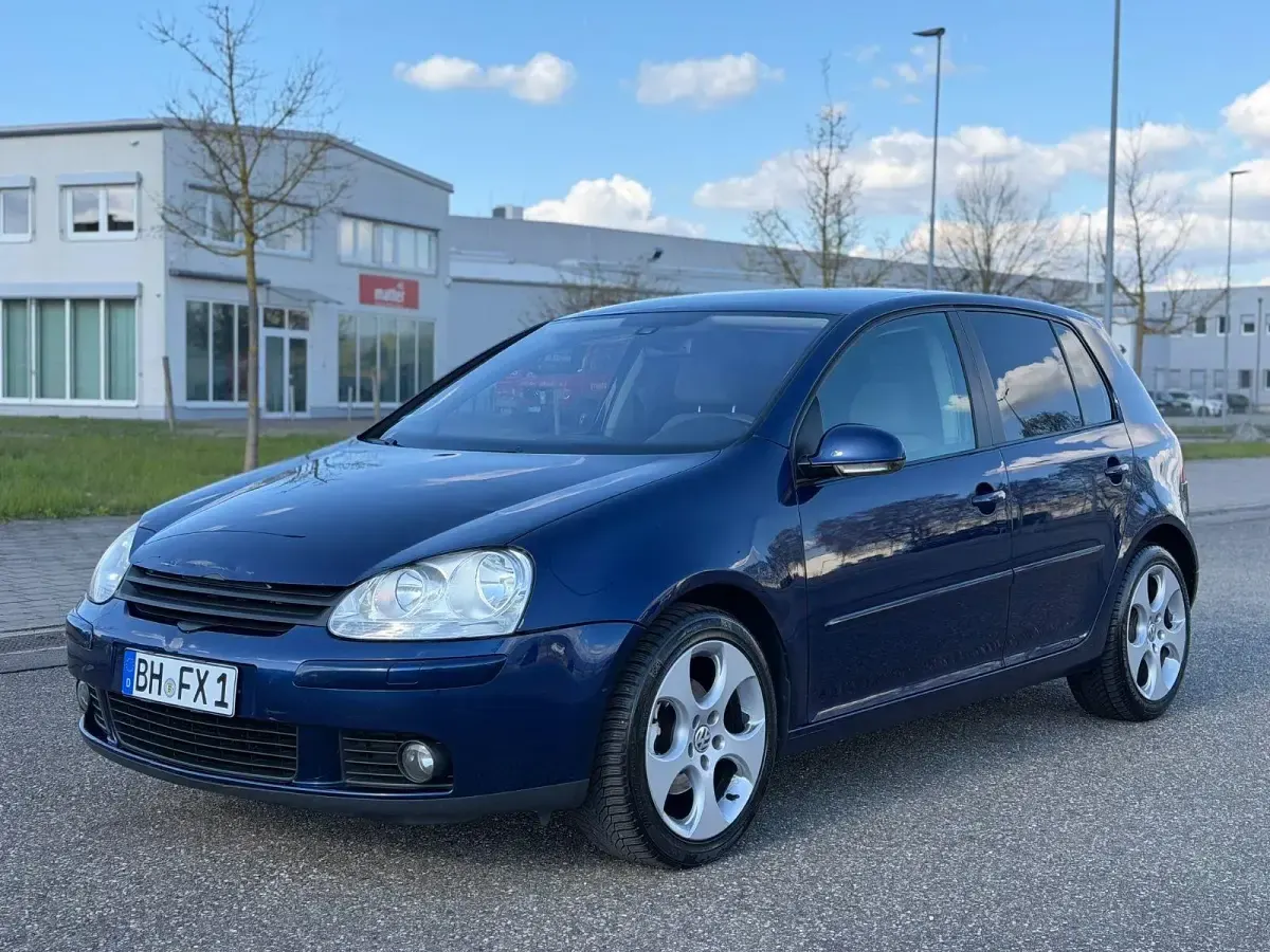 Gebraucht VW Golf IV Comfortline 105 PS (77 kW) 2006 Blau Limousine