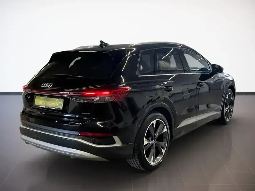Używany Audi Q4 e-tron S-Line 210 kW (286 KM) 2023 Czarny SUV