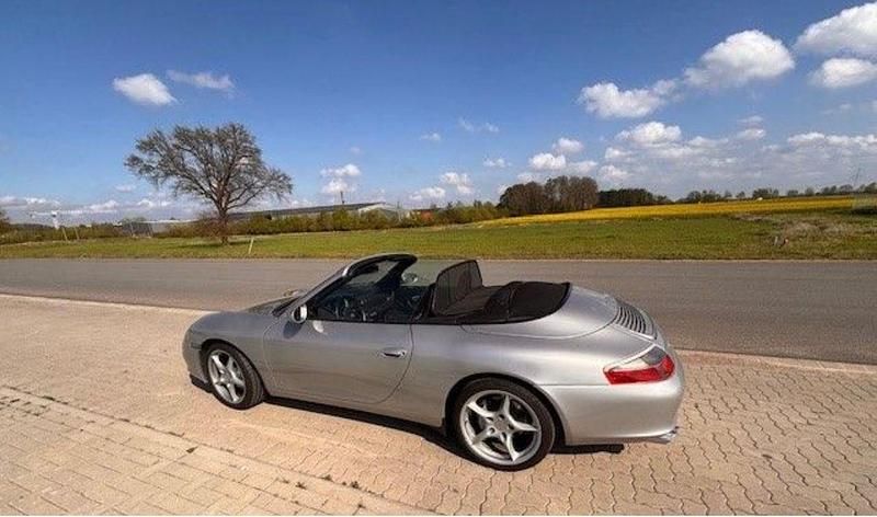 Gebraucht Porsche 911 Carrera 4 Cabriolet 320 PS (235 kW) 2004 Silber Cabrio