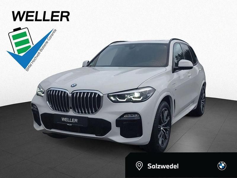 Alpinweiss iii (weiß) Gebraucht 2020 BMW X5 M Sport SUV | 48.950 € (Fairer Preis) - Bild 1/4