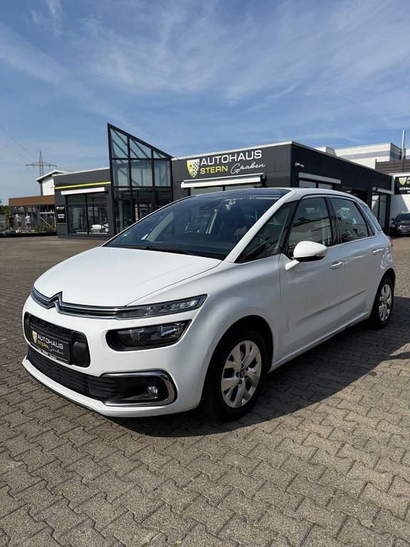 Weiß Gebraucht 2017 Citroën C4 SpaceTourer SELECTION Van / Kleinbus | 9.490 € (Fairer Preis) - Bild 1/4