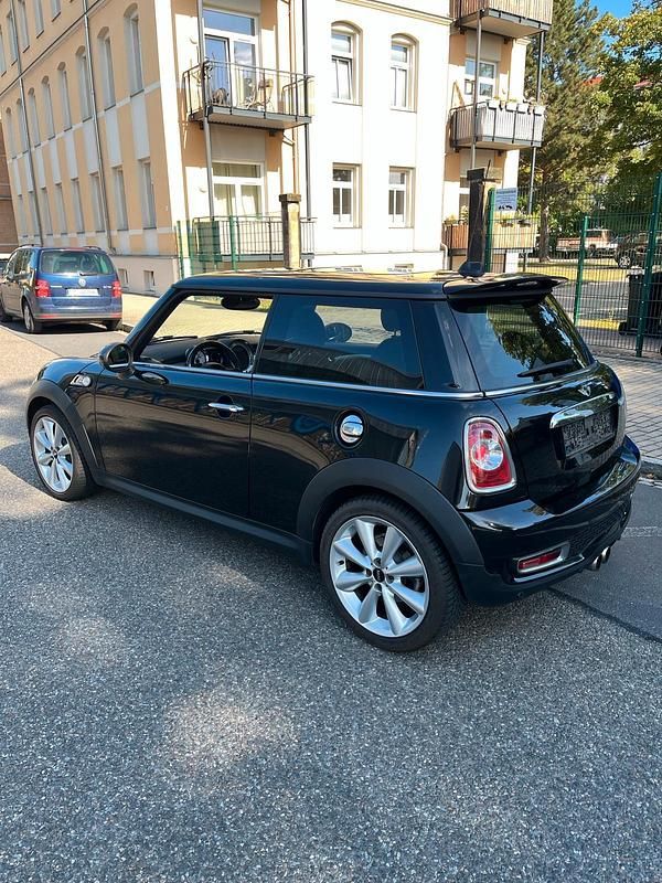 Schwarz Gebraucht 2013 Mini Cooper S Kleinwagen | 8.000 € (Guter Preis) - Bild 1/4