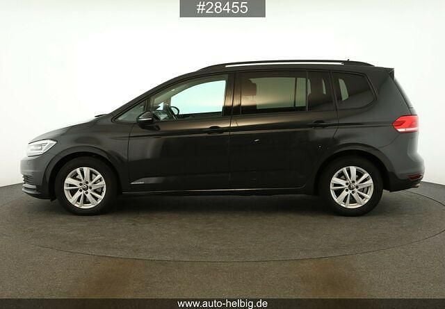 Gebraucht VW Touran Comfortline 150 PS (110 kW) 2021 Uranograu Van / Kleinbus