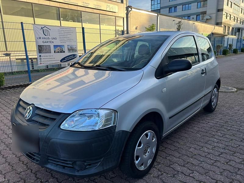 Usata VW Fox 54 CV (39 kW) 2010 Argento Utilitaria