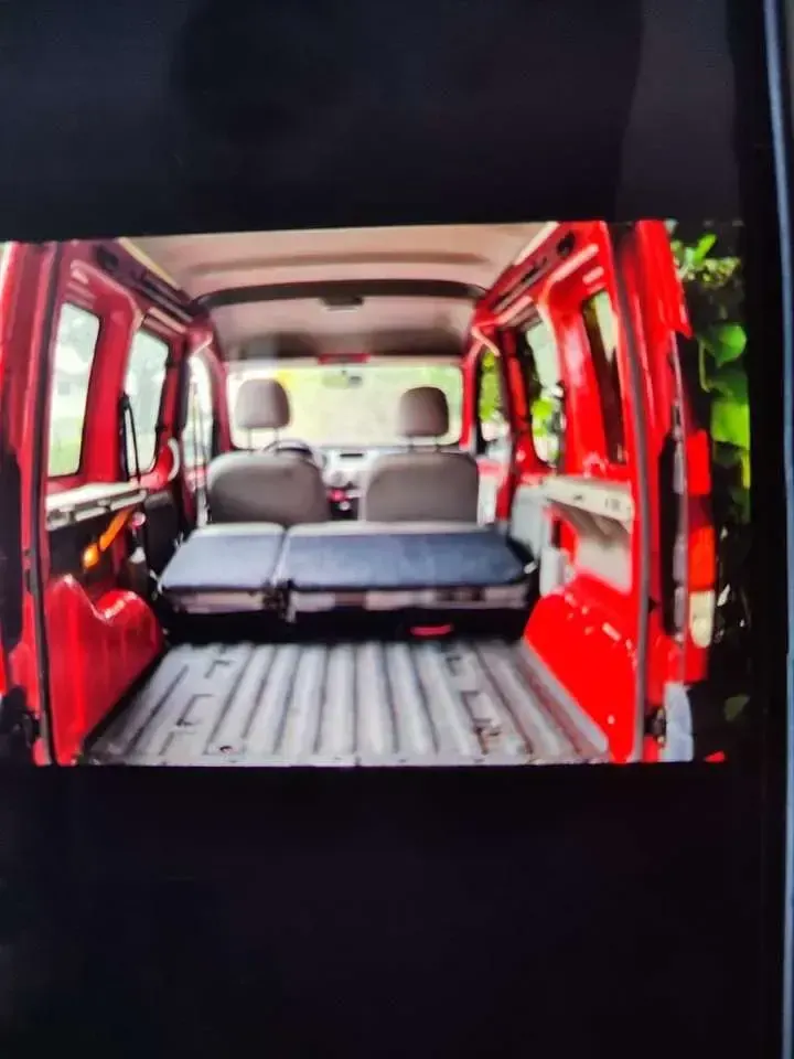 Gebraucht Renault Kangoo Campus 75 PS (55 kW) 2009 Rot Kombi