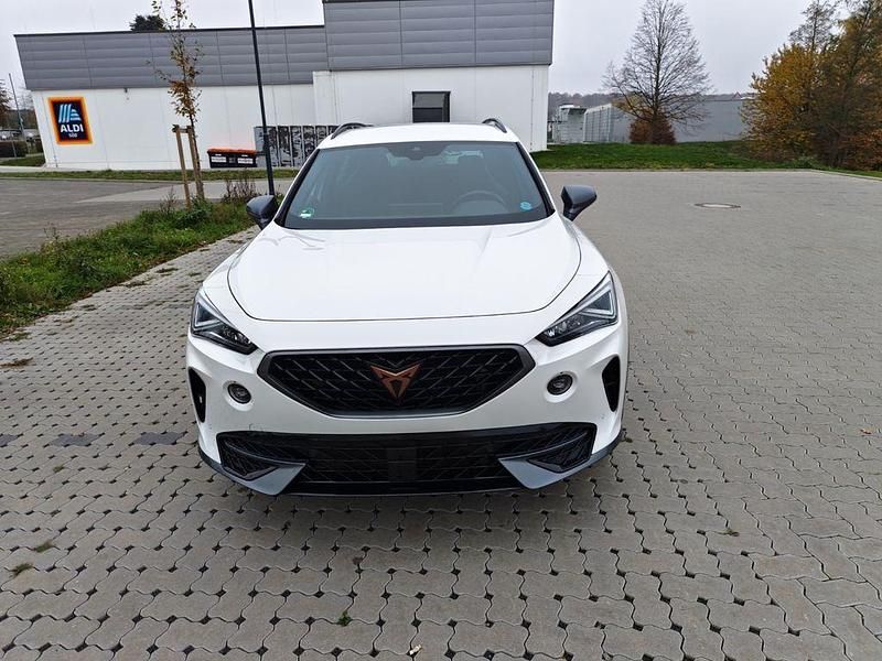 Weiß Gebraucht 2022 Cupra Formentor VZ SUV | 22.999 € (Superpreis) - Bild 1/3