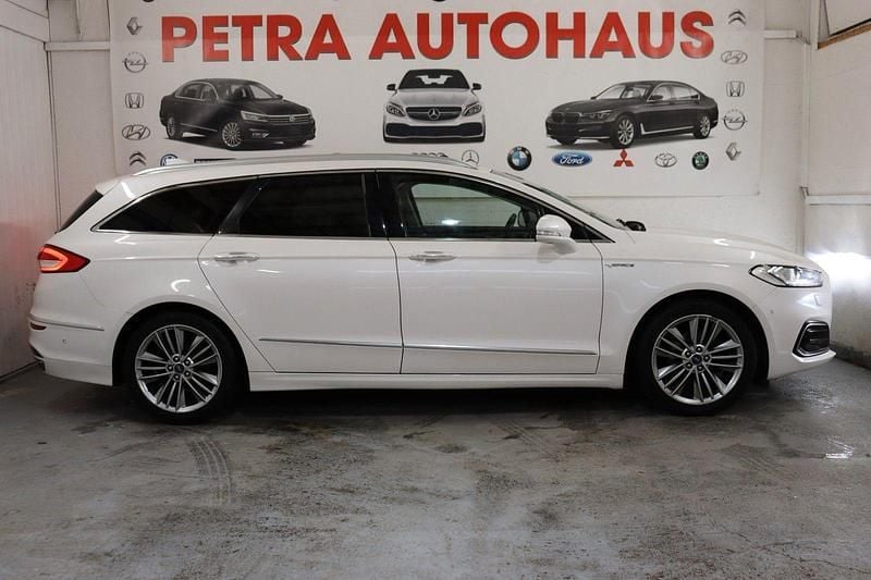 Gebraucht Ford Mondeo Vignale 190 PS (139 kW) 2020 Weiß Kombi