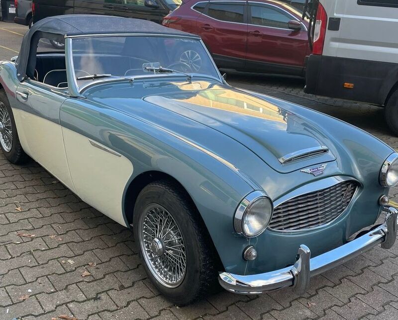 Blau Gebraucht 1961 Austin Healey 3000 MK I Cabrio | 59.950 € - Bild 1/4