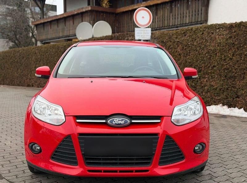 Usata Ford Focus 125 CV (91 kW) 2013 Rosso Station wagon