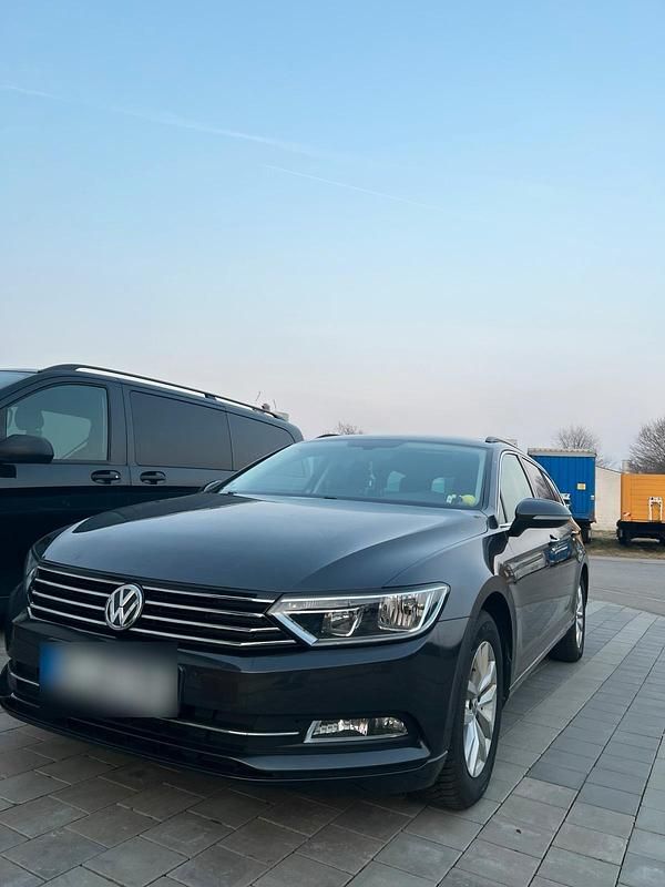 Używany VW Passat 120 KM (88 kW) 2018 Szary Kombi