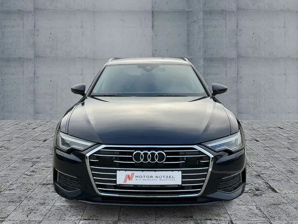 Używany Audi A6 Design 204 KM (150 kW) 2021 Niebieski Kombi