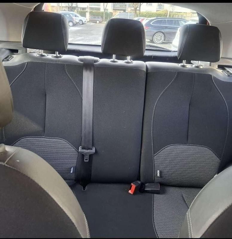 Gebraucht Citroën C3 PureTech 68 PS (50 kW) 2014 Bordeux met Limousine