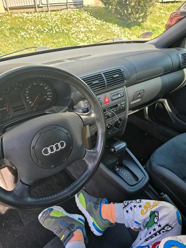 Gebraucht Audi A3 110 PS (80 kW) 1999 Silber Kleinwagen