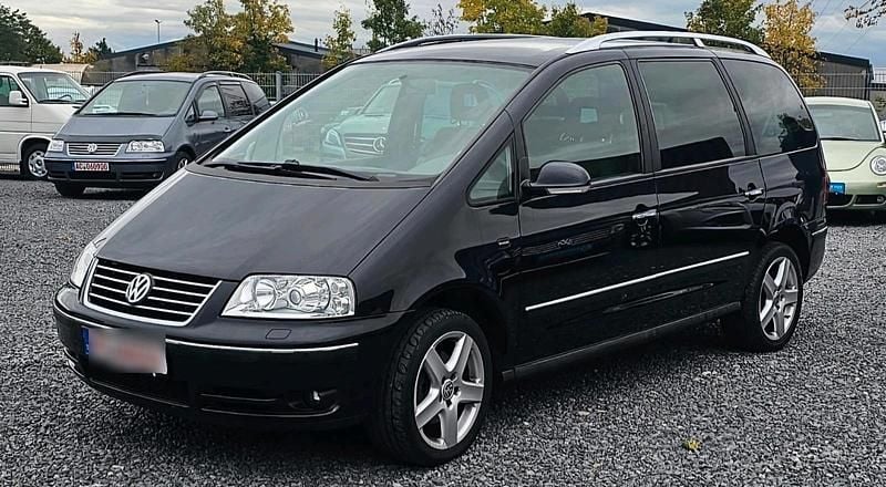 Schwarz Gebraucht 2009 VW Sharan Van / Kleinbus | 6.650 € - Bild 1/4